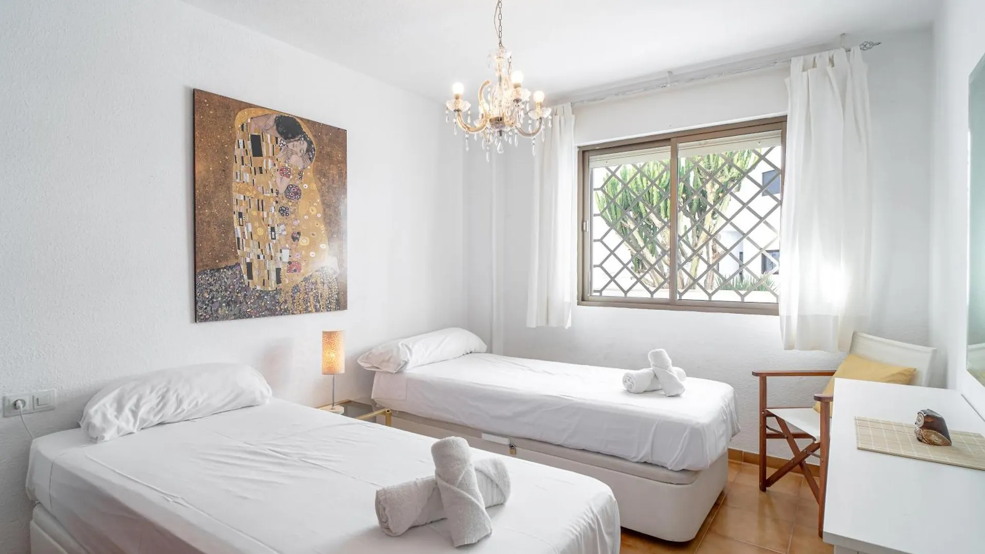 Carabeo II 5 Apartments Casasol Nerja 0*,  İspanya